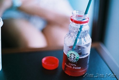 晚安心语:成熟的一面是给外人看的,幼稚的一面是给爱人看的 (4)