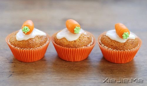 晚安心语:最暗的夜,才会看见最美的星光 (4)